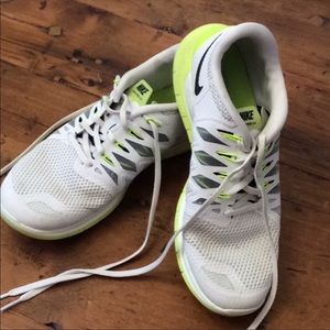 Women’s size 9 Nike’s